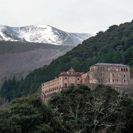 Monasterio De Santa Maria De Valvanera Anguiano ภายนอก รูปภาพ