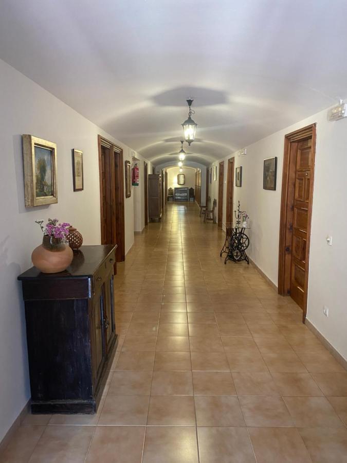 Monasterio De Santa Maria De Valvanera Anguiano ภายนอก รูปภาพ