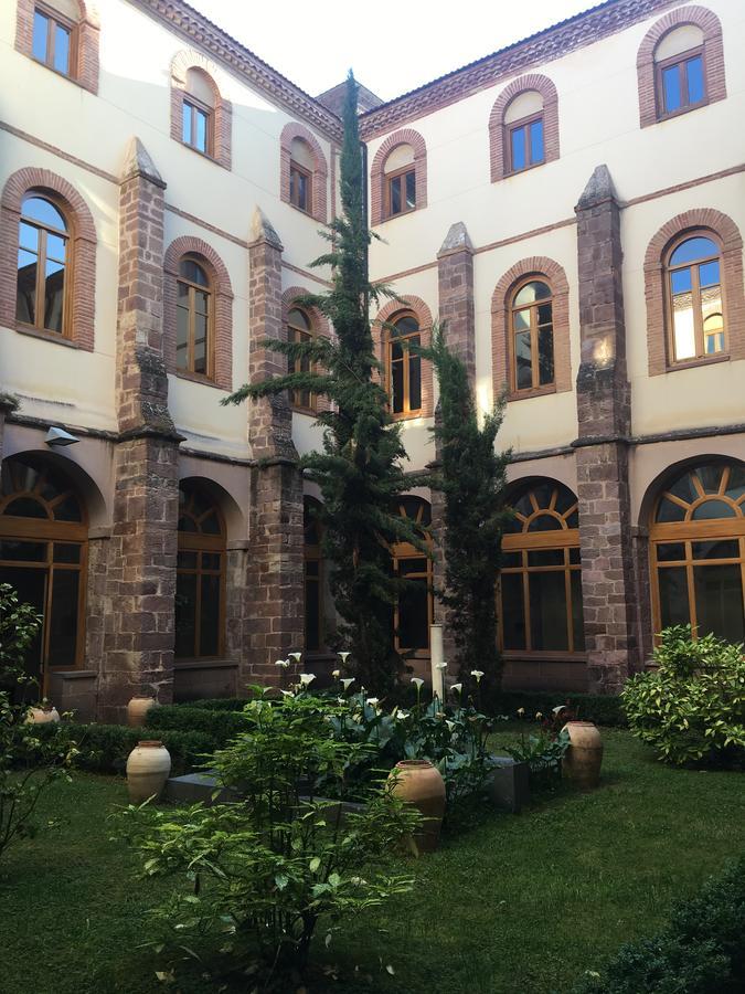 Monasterio De Santa Maria De Valvanera Anguiano ภายนอก รูปภาพ